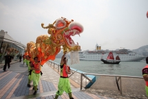 team building dragon dance